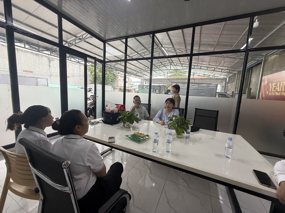 Thấu hiểu khách hàng